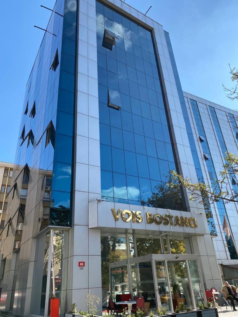 Vois Bostanci & Hotel